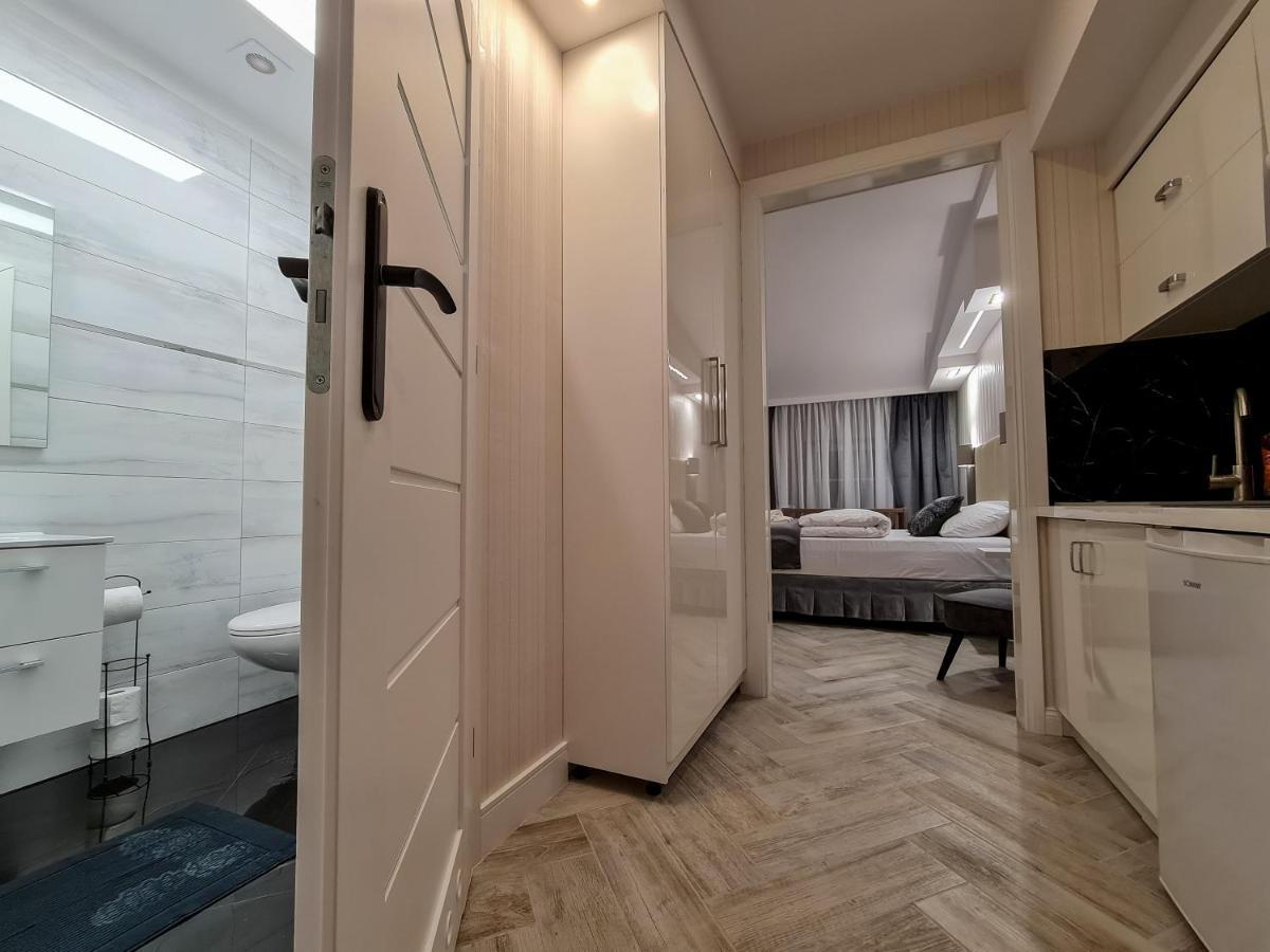 Apartamenty Hayduk Жари Екстериор снимка