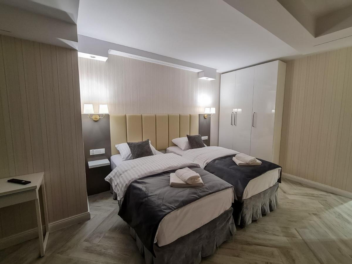 Apartamenty Hayduk Жари Екстериор снимка