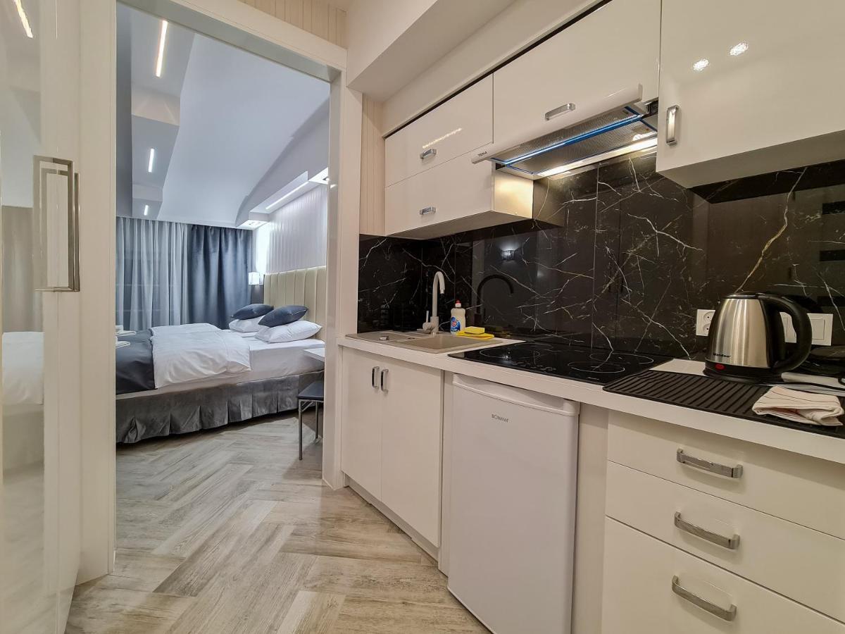 Apartamenty Hayduk Жари Екстериор снимка