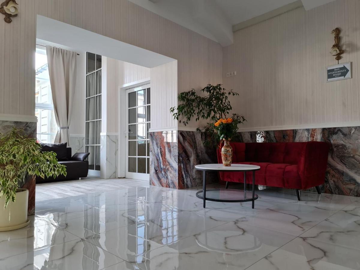 Apartamenty Hayduk Жари Екстериор снимка