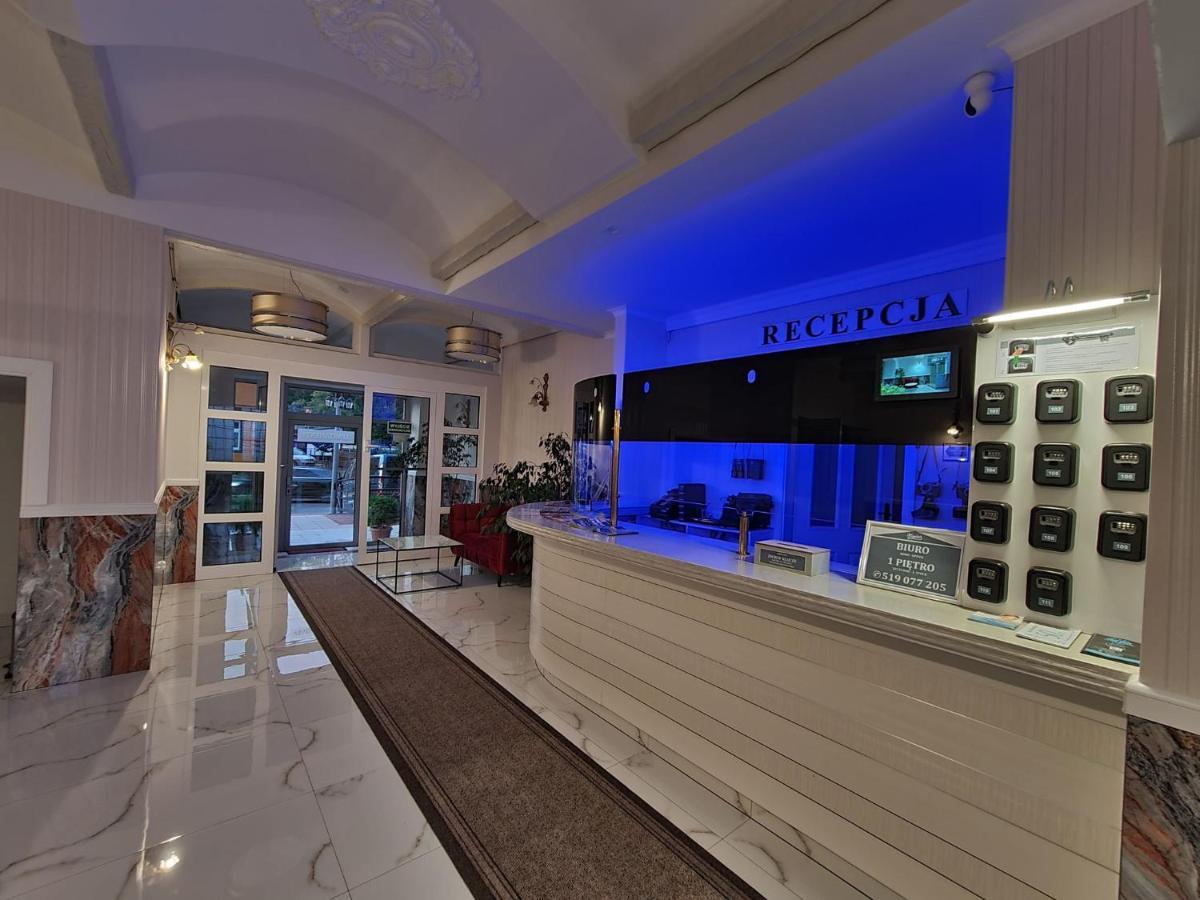 Apartamenty Hayduk Жари Екстериор снимка